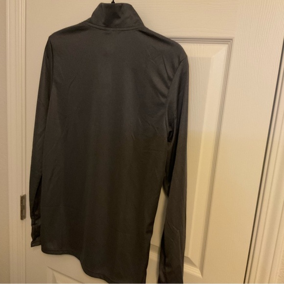 Adidas tech 1/4 zip CE7641 size small - Picture 6 of 10